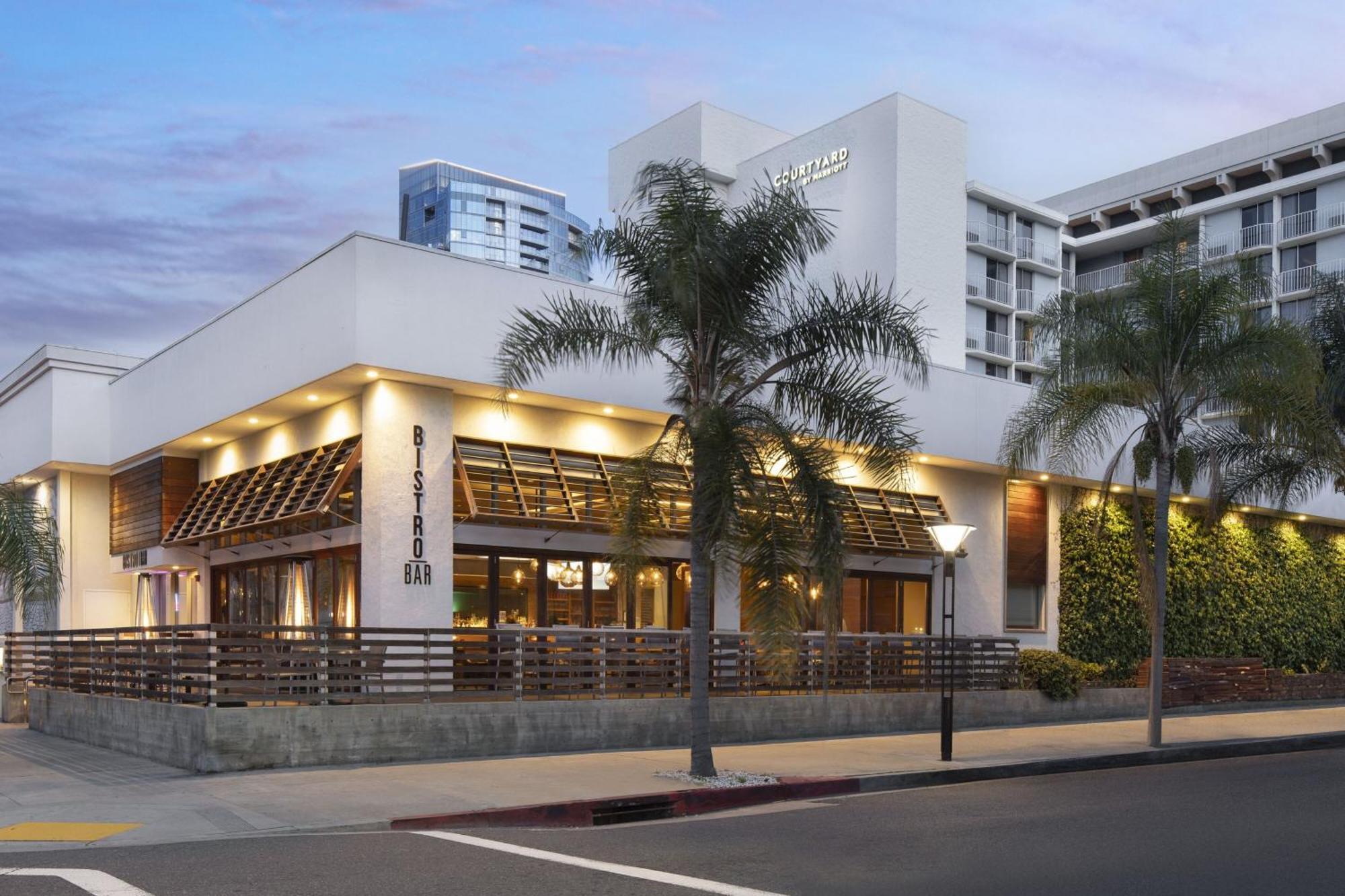 Courtyard By Marriott Long Beach Downtown Exterior foto