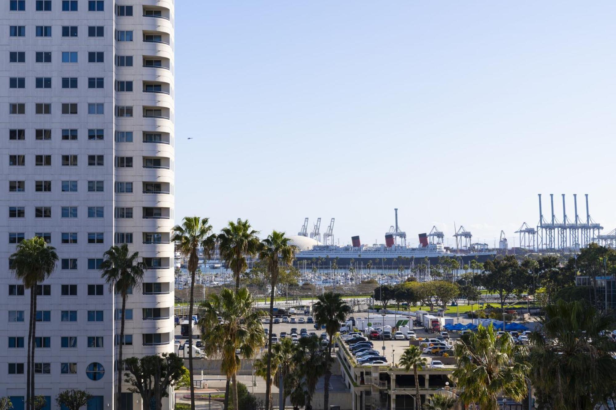 Courtyard By Marriott Long Beach Downtown Exterior foto